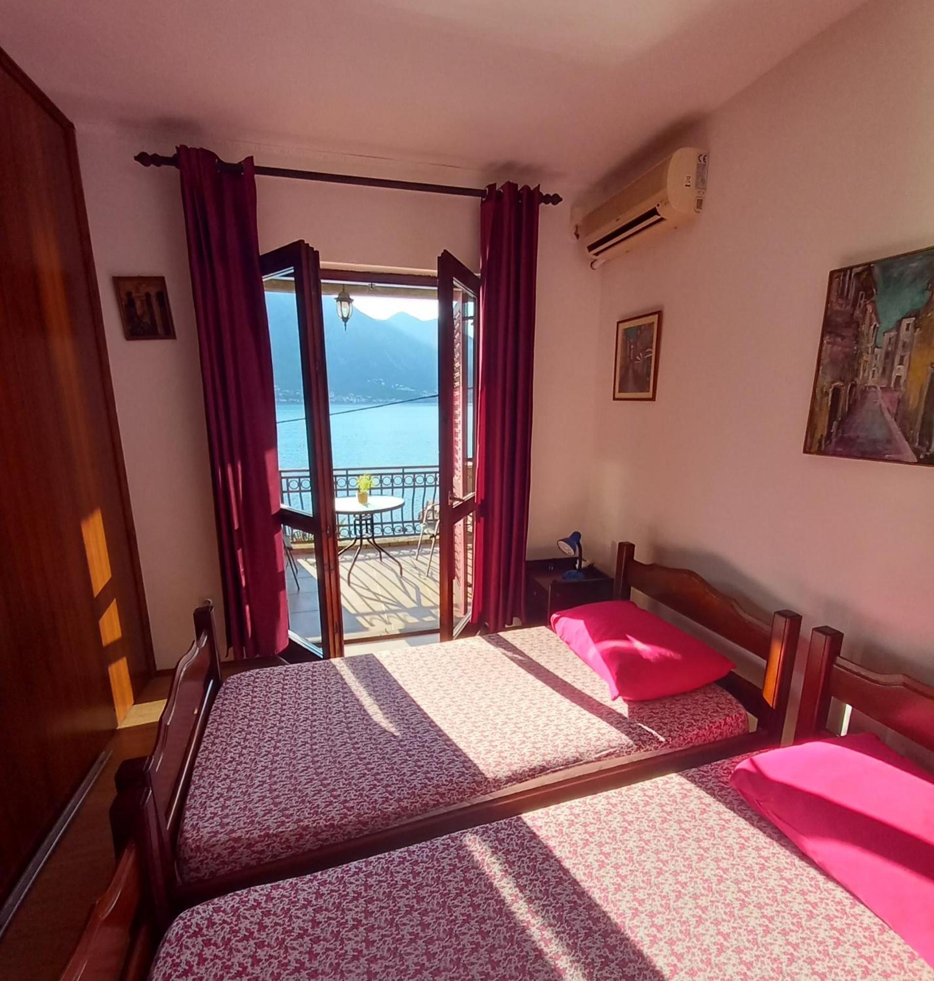 Jokovic Accommodation Kotor Habitación foto